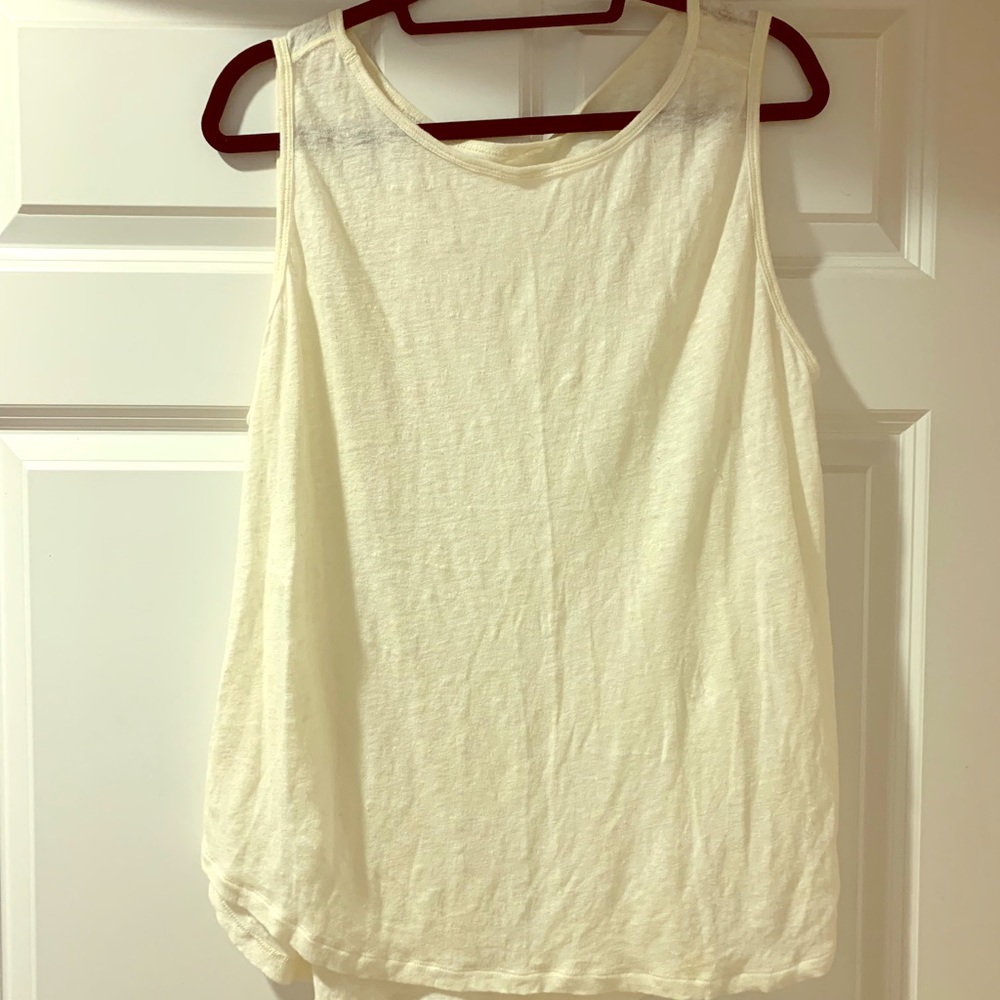 Linen Lululemon tank- off white